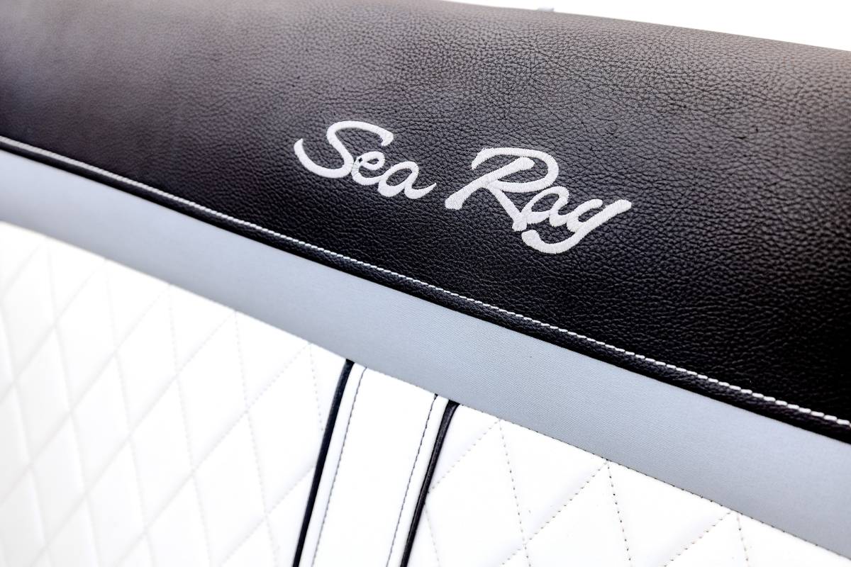 2017 Sea Ray SLX350... Located in San Diego, Ca... Offered by Yacht Coast Yacht Sales