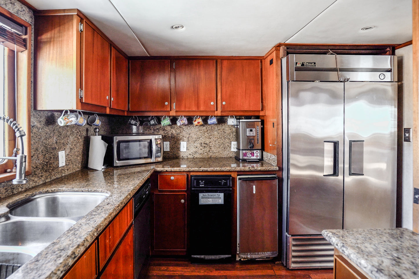 2000 96' Custom Rodriquez Long Range Passagemaker Vessel. Located In Honolulu, Hawaii. For sale by Yacht Coast Yacht Sales