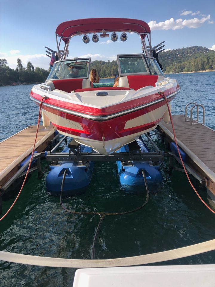 SOLD! 2013 23’ Mastercraft & Trailer! Great pride of ownership. For sale by Yacht Coast Yacht Sales