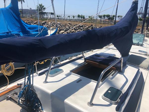 1993 Columbia Cutter 50' For sale by Yacht Coast Yacht Sales