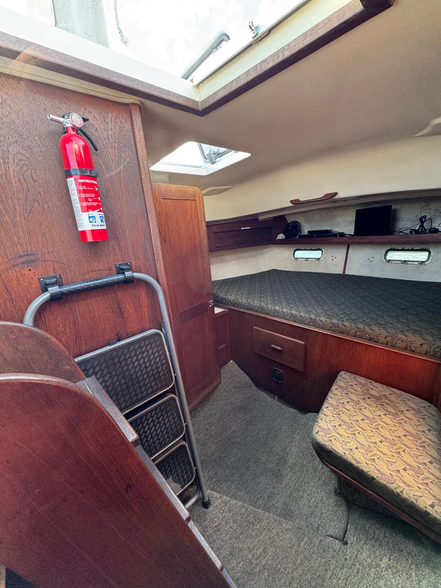 1981 Morgan Out Island Center Cockpit Ketch Rig... Located in San Diego, Ca... Offered by Yacht Coast Yacht Sales