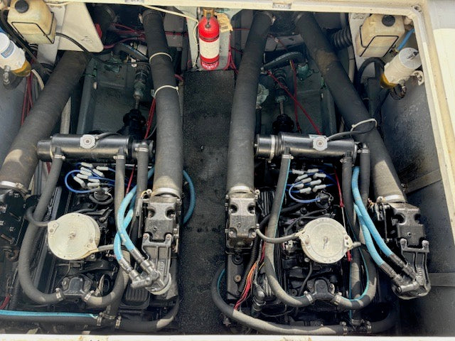 1989 Sea Ray Weekender 300... Located in Newport Beach, Ca... Offered By Yacht Coast Yacht Sales