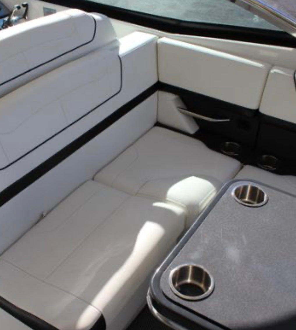 2020 Formula 350SS...Located Lake Havasu, AZ... Offered By Yacht Coast Yacht Sales