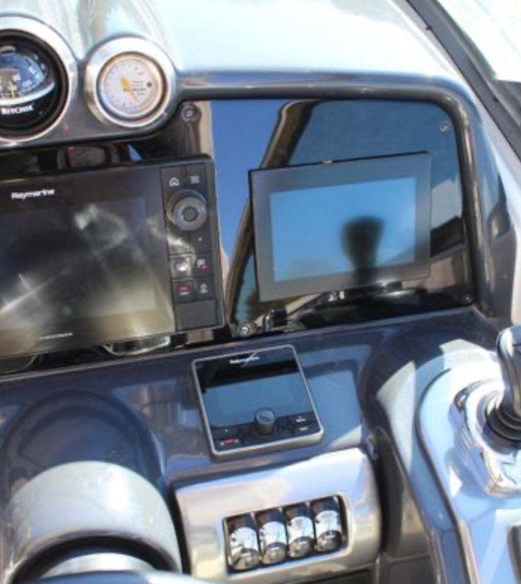 2020 Formula 350SS...Located Lake Havasu, AZ... Offered By Yacht Coast Yacht Sales