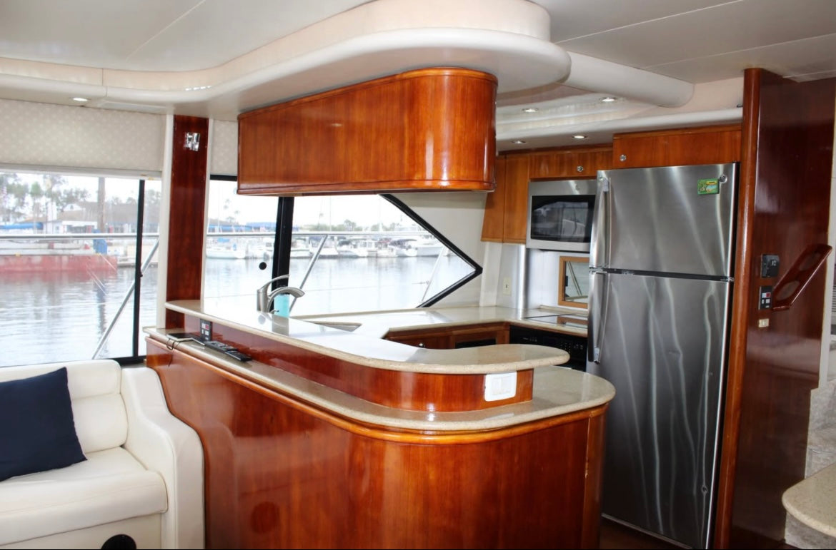 2001 Bayliner Pilothouse 5788... Located in Newport Beach, Ca... Offered By Yacht Coast Yacht Sales