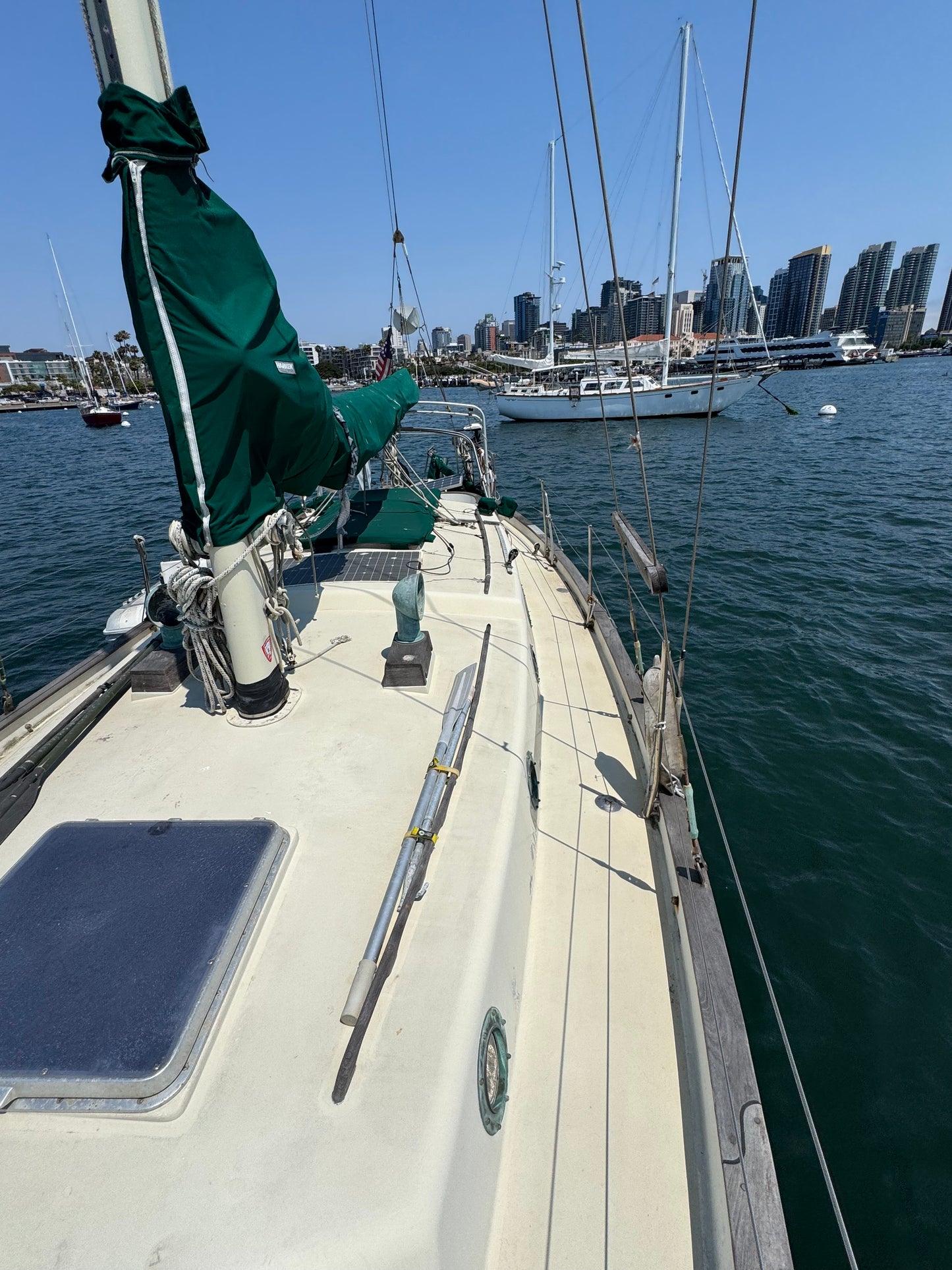 1985 Bluewater Ingrid 38 Cutter RIg... Located in San Diego, Ca... Offered by Yacht Coast Yacht Sales