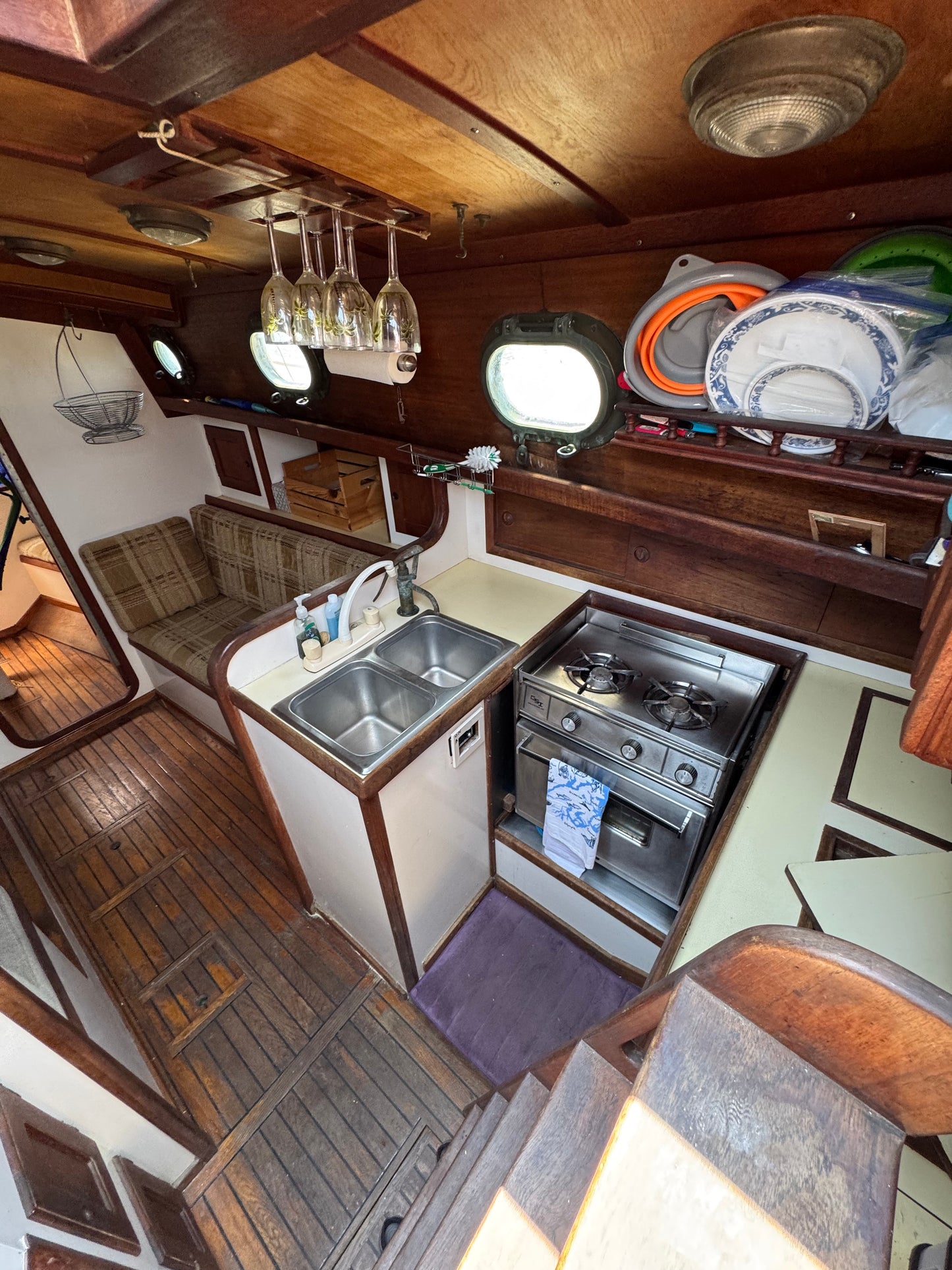 1985 Bluewater Ingrid 38 Cutter RIg... Located in San Diego, Ca... Offered by Yacht Coast Yacht Sales