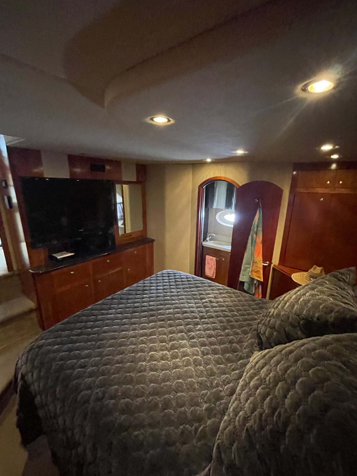 Reduced! Owners Want offers! 2006 Cruisers 415 Express MY Location San Diego, Ca