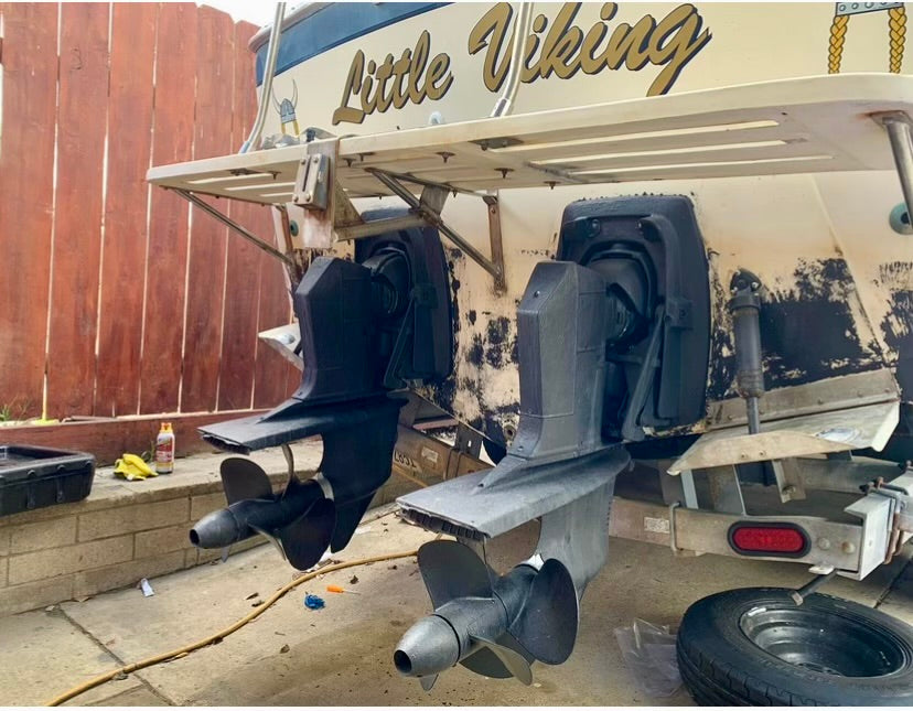 1990 Skipjack 28 Flybridge with Triple axle aluminum trailer... Located in San Diego, Ca... Offered By Yacht Coast Yacht Sales