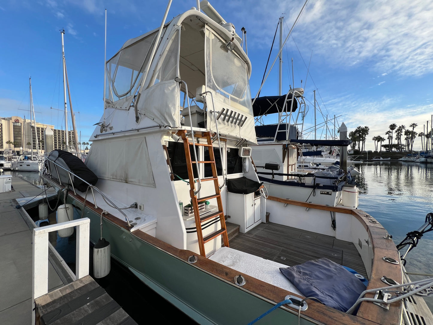 1978 Pacifica 36 Sedan Bridge... Located in San Diego, Ca... Offered By Yacht Coast Yacht Sales