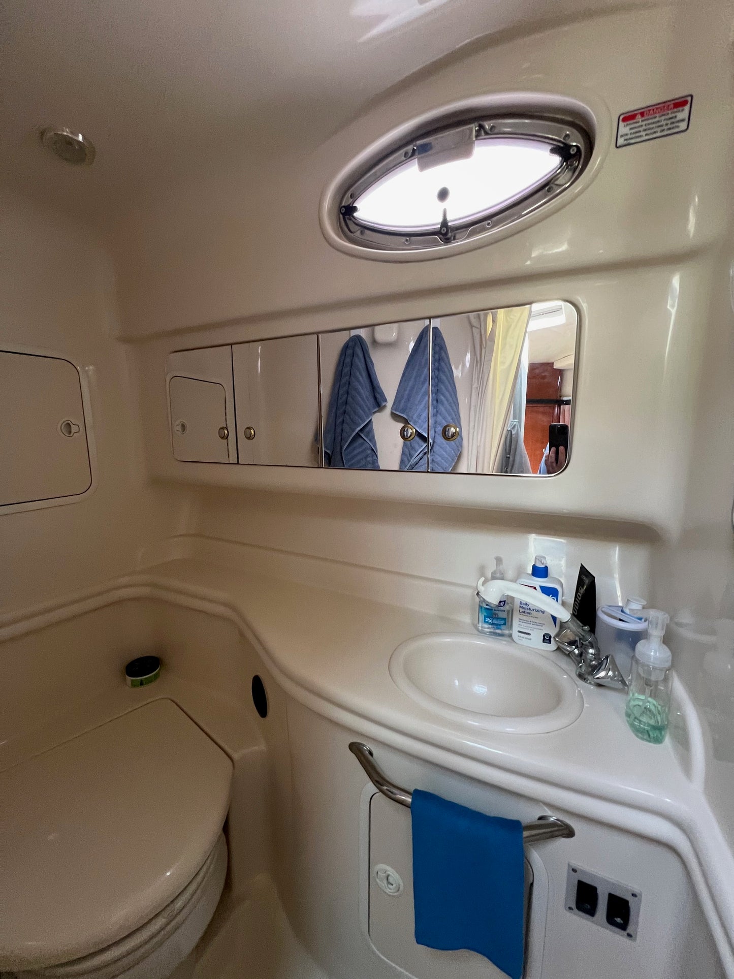 Sold! 2004 Sea Ray Sundancer 320 *NEW ENGINES* Located in San Diego, Ca...Offered By Yacht Coast Yacht Sales