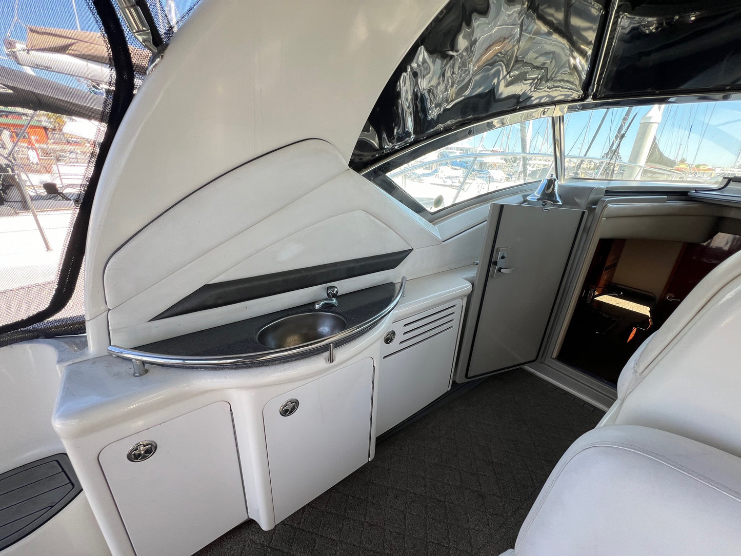 2005 Sea Ray Sundancer 390 Located in San Diego, Ca... Offered By Yacht Coast Yacht Sales