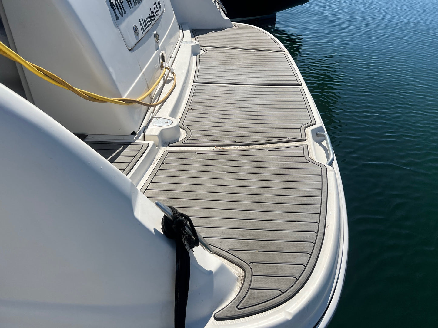 2005 Sea Ray Sundancer 390 Located in San Diego, Ca... Offered By Yacht Coast Yacht Sales