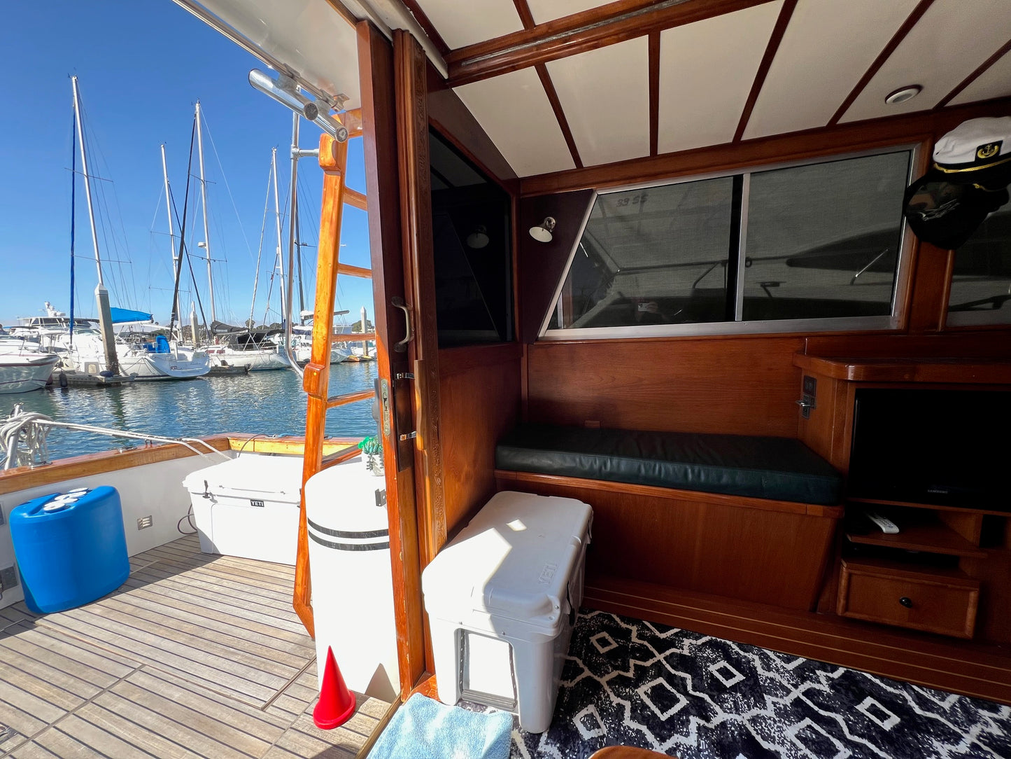 1978 Pacifica 36 Sedan Bridge... Located in San Diego, Ca... Offered By Yacht Coast Yacht Sales