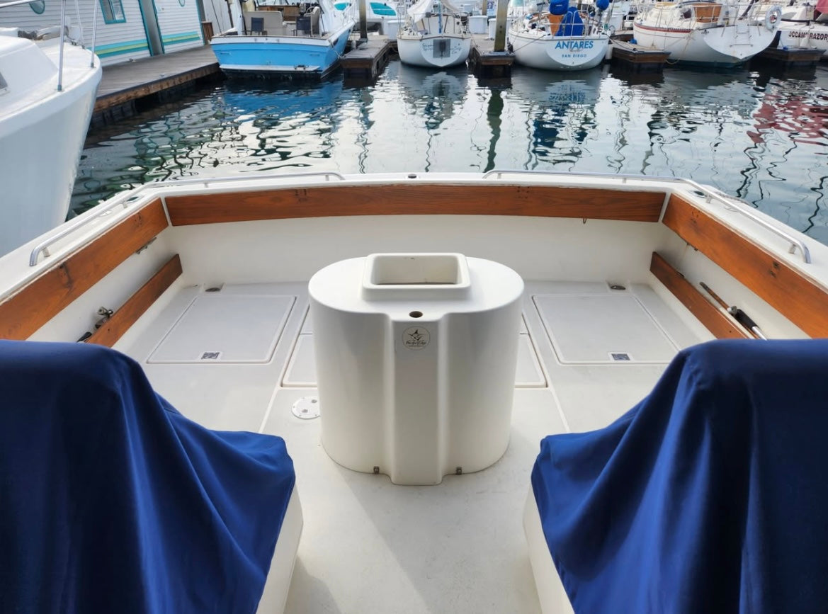 1986 Tiara 3100 Express Diesel.. Located in San Diego, Ca... Offered By Yacht Coast Yacht Sales
