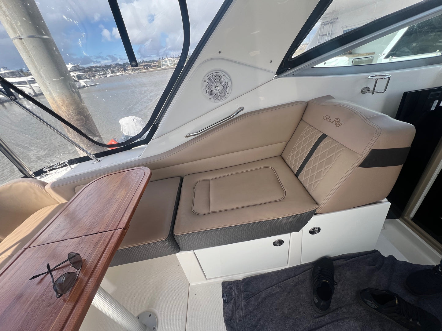 2016 Sea Ray Sundancer 310... Located in Newport Beach, Ca... Offered By Yacht Coast Yacht Sales