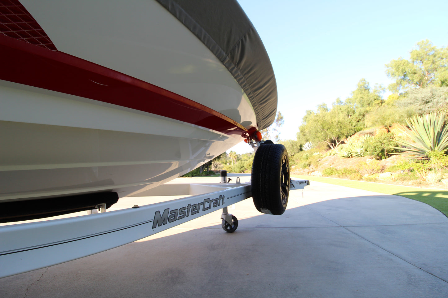SOLD! 2013 23’ Mastercraft & Trailer! Great pride of ownership. For sale by Yacht Coast Yacht Sales