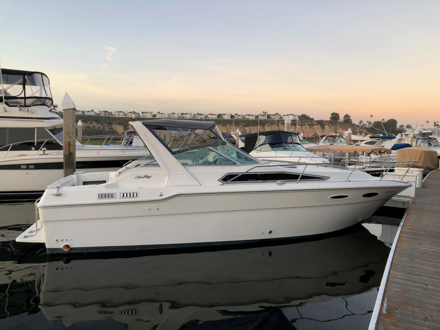 1989 Sea Ray Weekender 300... Located in Newport Beach, Ca... Offered By Yacht Coast Yacht Sales