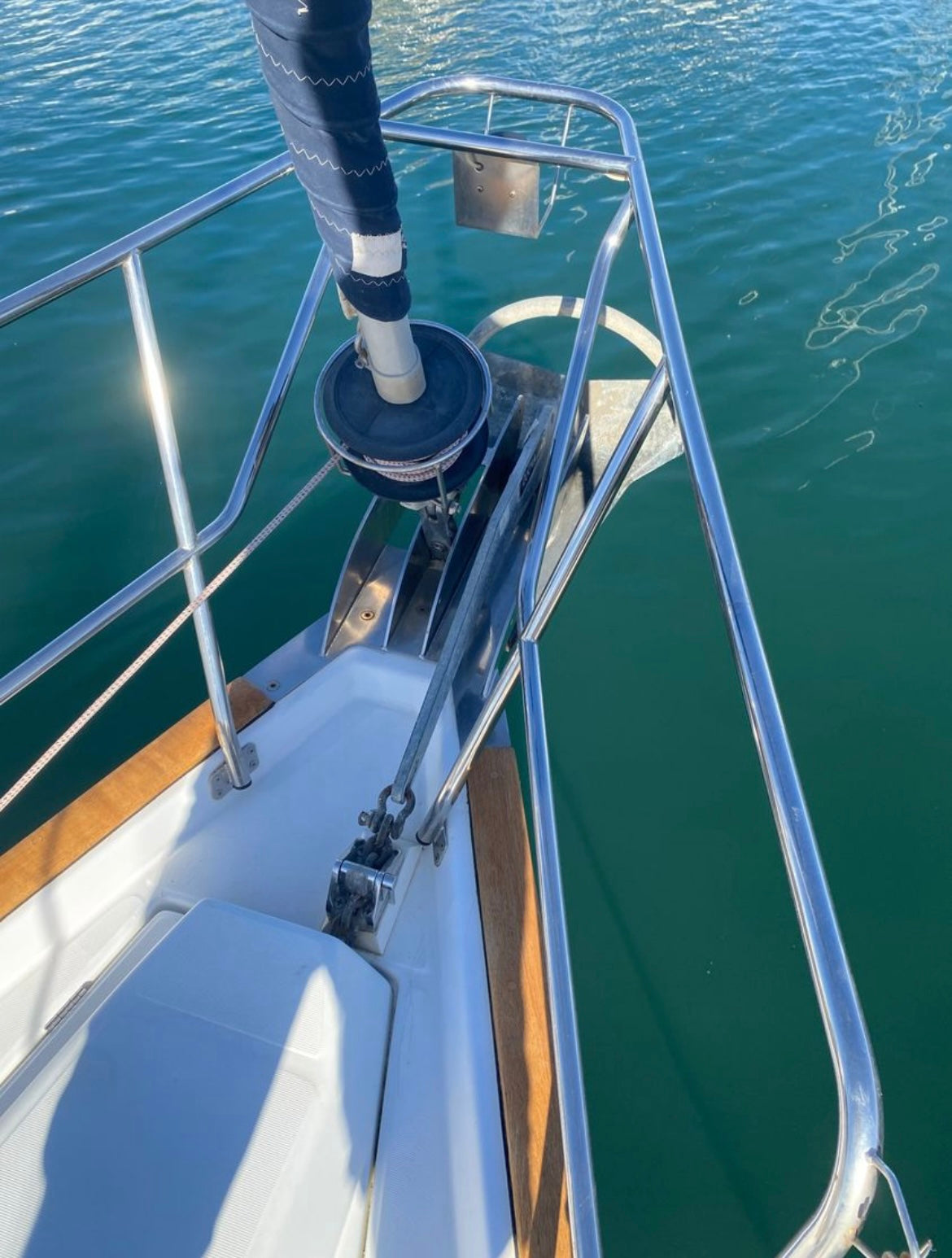 Sold! 2004 Beneteau Oceanis 423... Located in Ventura, Ca Offered By Yacht Coast Yacht Sales