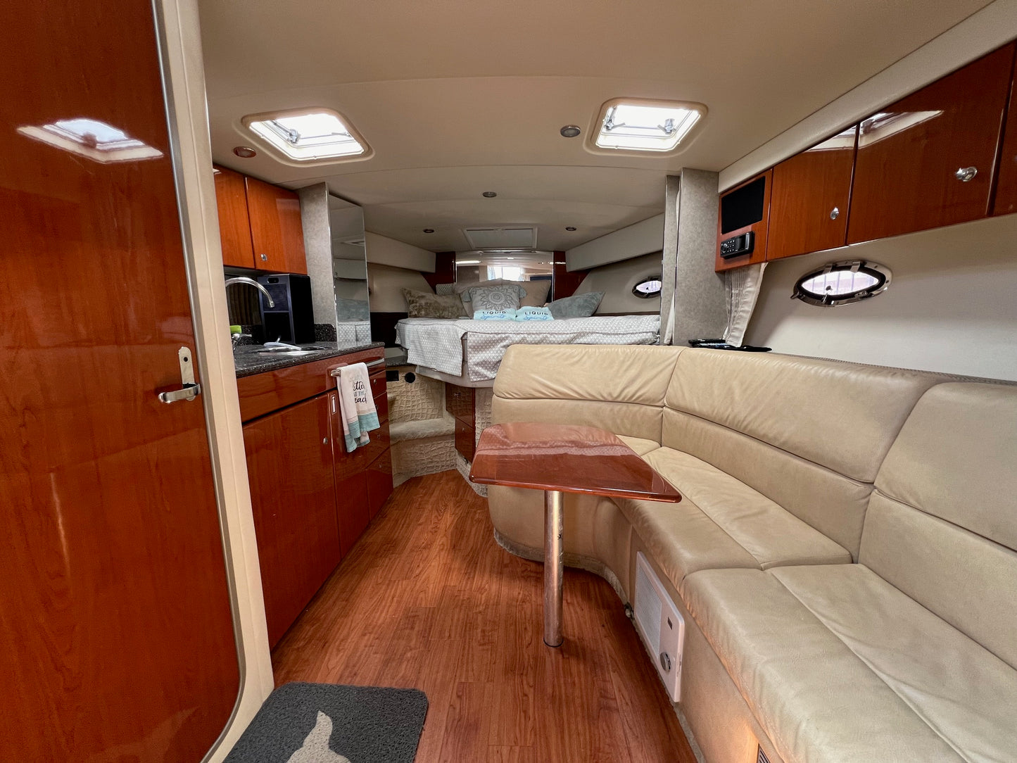 Sold! 2008 Formula 31PC... Located in Newport Beach, CA... Offered By Yacht Coast Yacht Sales