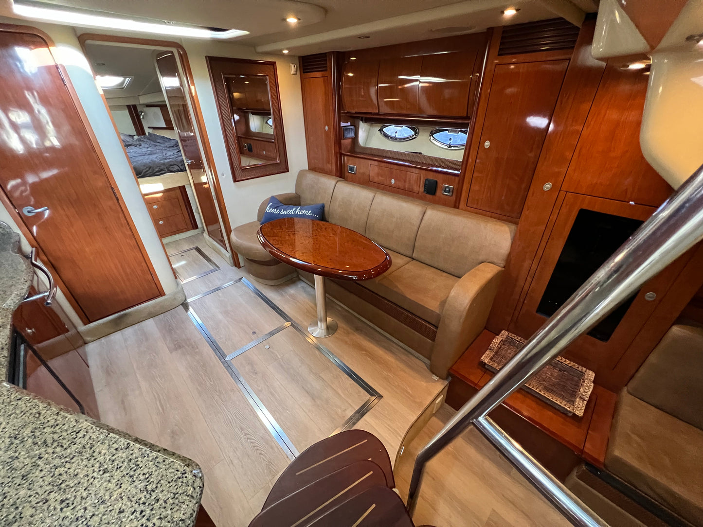 2005 Sea Ray Sundancer 390 Located in San Diego, Ca... Offered By Yacht Coast Yacht Sales