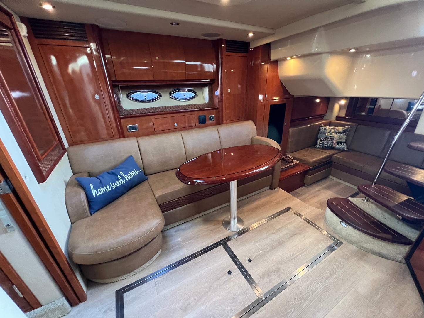 2005 Sea Ray Sundancer 390 Located in San Diego, Ca... Offered By Yacht Coast Yacht Sales