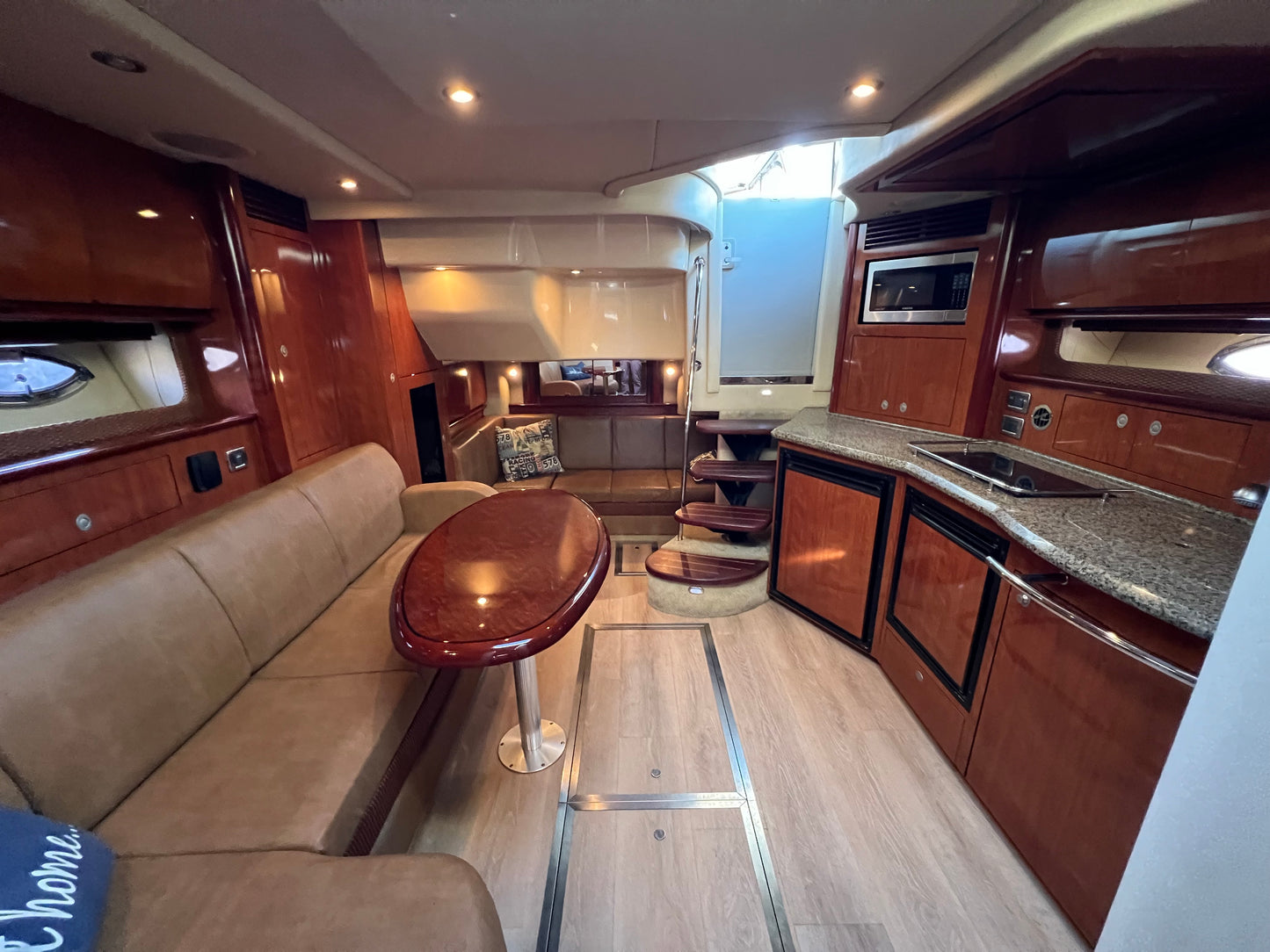 2005 Sea Ray Sundancer 390 Located in San Diego, Ca... Offered By Yacht Coast Yacht Sales