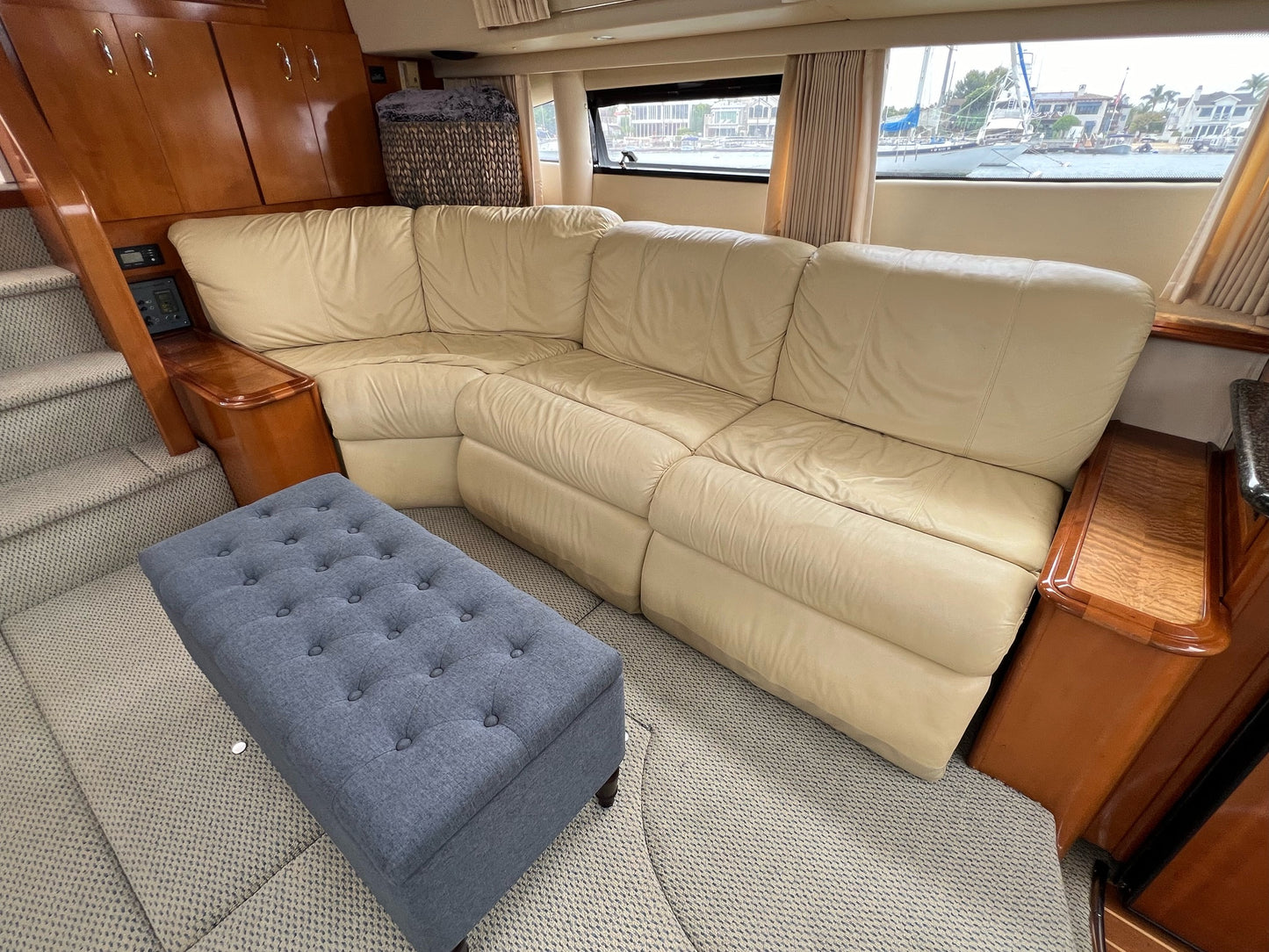 2003 Carver 444... Located in Newport Beach, CA... Offered By Yacht Coast Yacht Sales