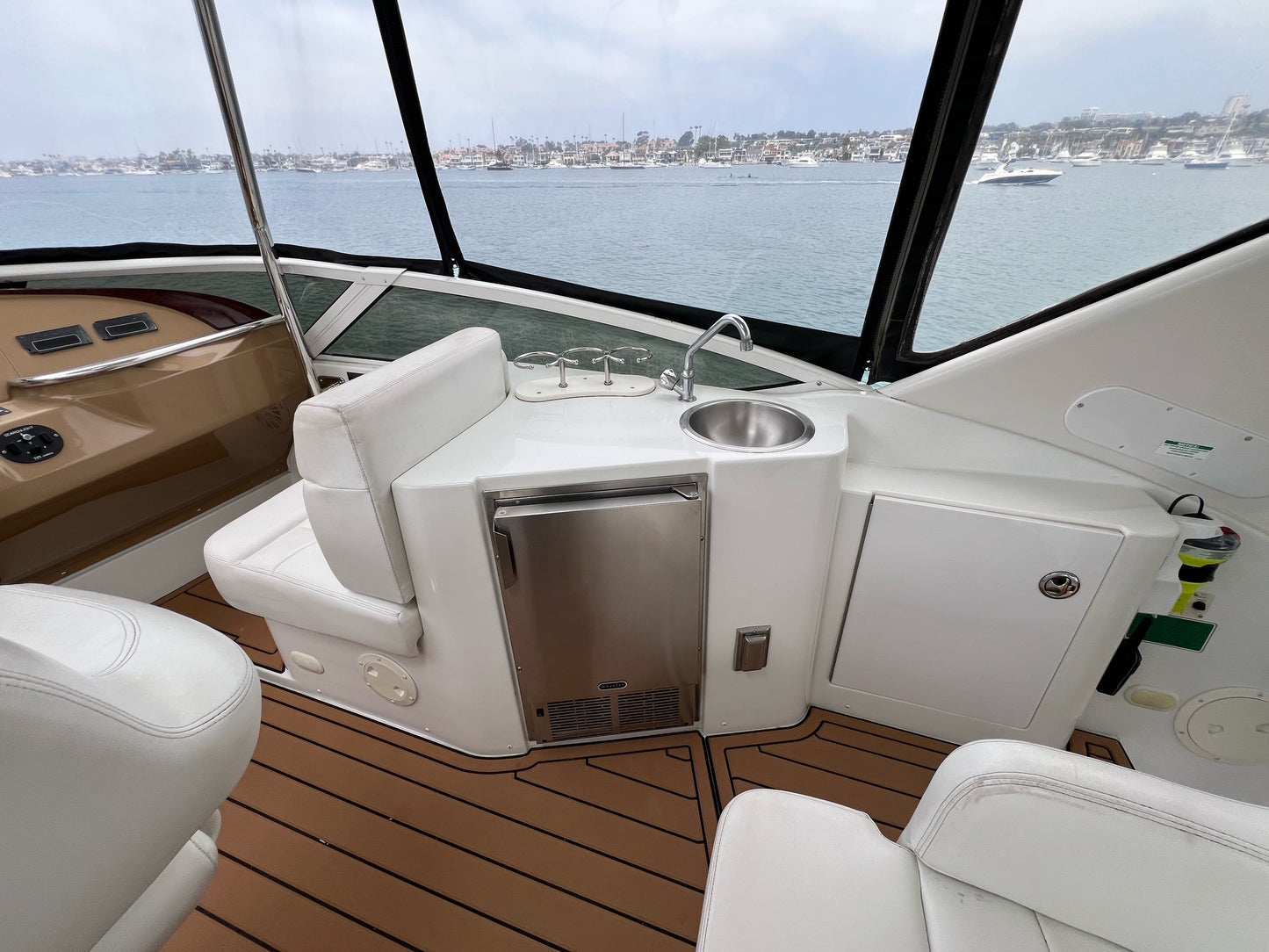 2003 Carver 444... Located in Newport Beach, CA... Offered By Yacht Coast Yacht Sales