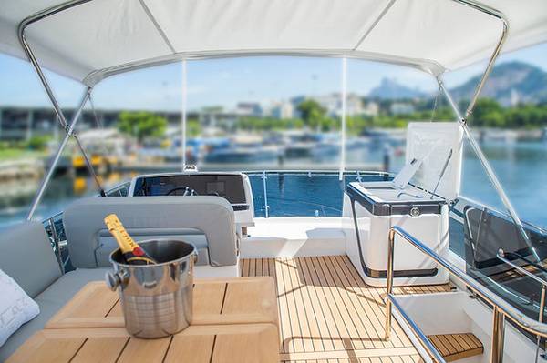 NEW 2025 Schaefer 450 Fly... Offered by Yacht Coast Yacht Sales