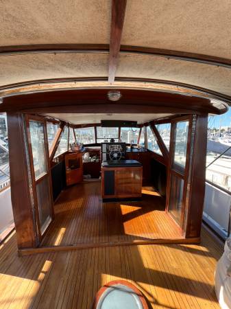 1967 Chris Craft Constellation 460... Located in Oxnard, Ca... Offered By Yacht Coast Yacht Sales