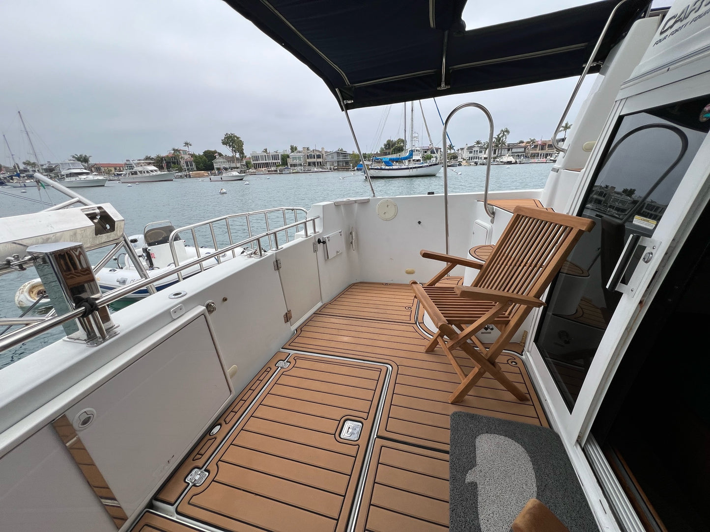 2003 Carver 444... Located in Newport Beach, CA... Offered By Yacht Coast Yacht Sales