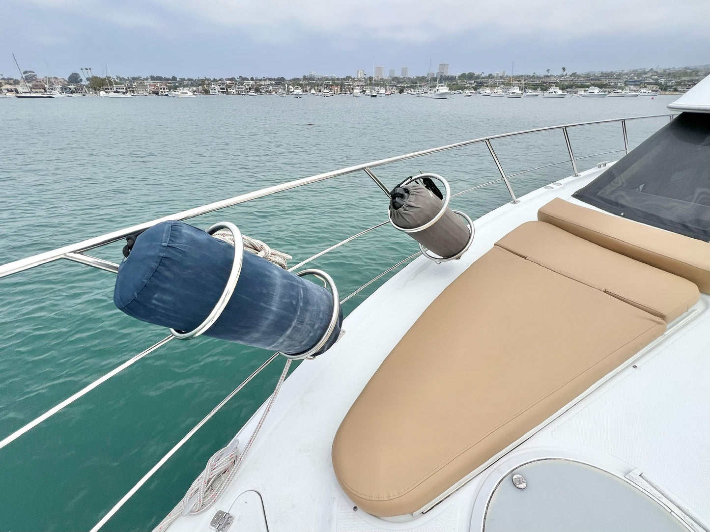 2003 Carver 444... Located in Newport Beach, CA... Offered By Yacht Coast Yacht Sales