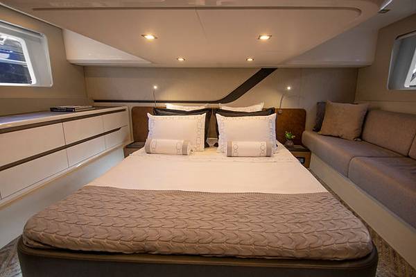 NEW 2025 Schaefer 450 Fly... Offered by Yacht Coast Yacht Sales