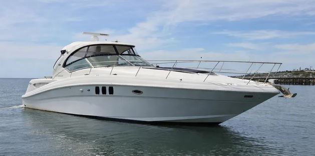 Best Yachts for Liveaboard Life Worth Buying