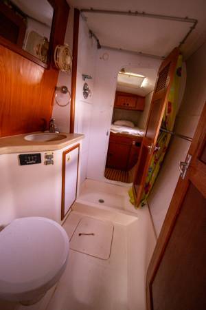 Sold! 2003 42 Manta MKII Located in Maui, Hawaii... Offered by Yacht Coast Yacht Sales