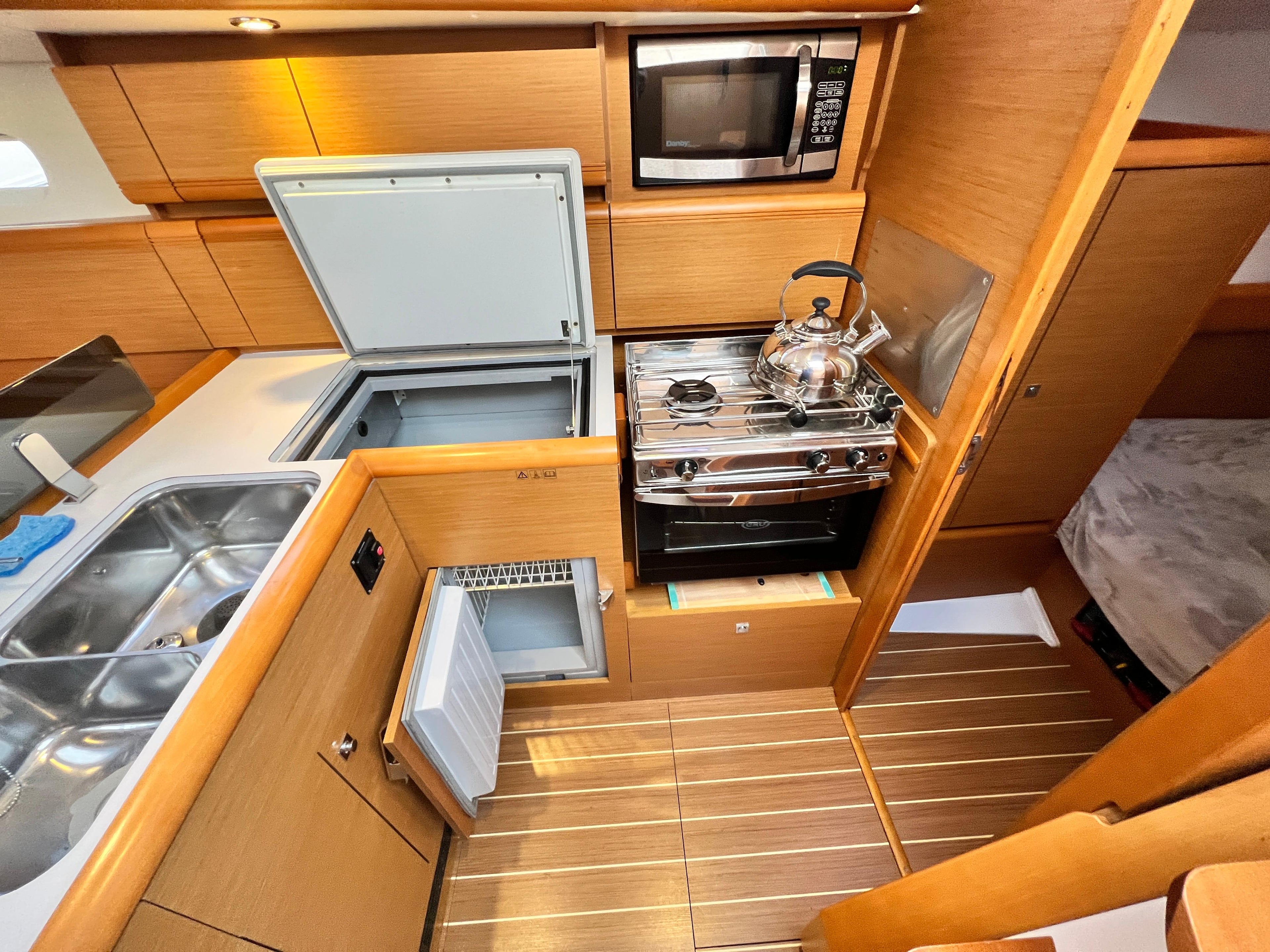 Thank you For your Interest on our 2014 Jeanneau 379... IS NO Longer Available!