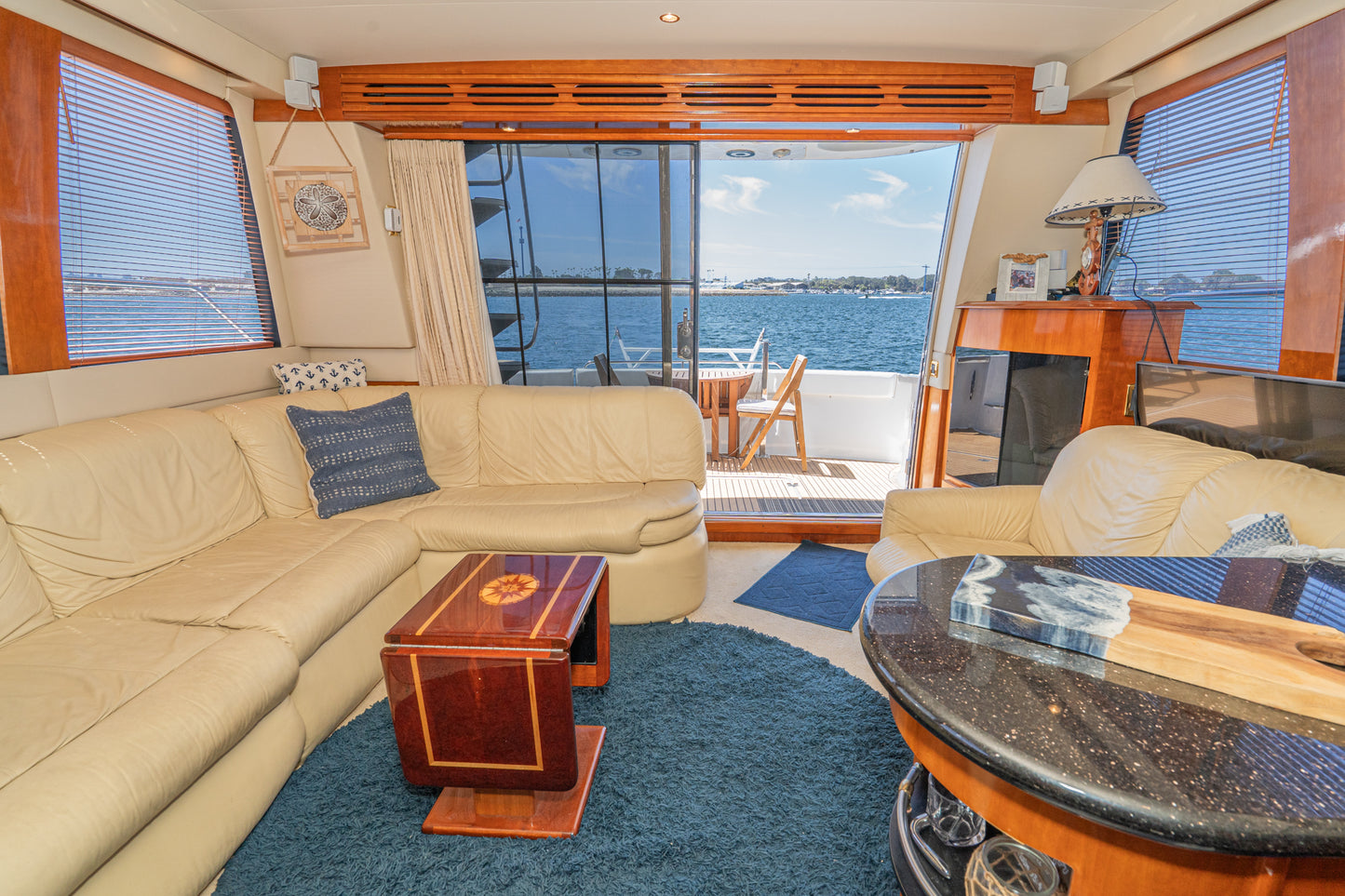 2003 Carver 530 Voyager Pilothouse... Located in Mission Beach... Offered By Yacht Coast Yacht Sales