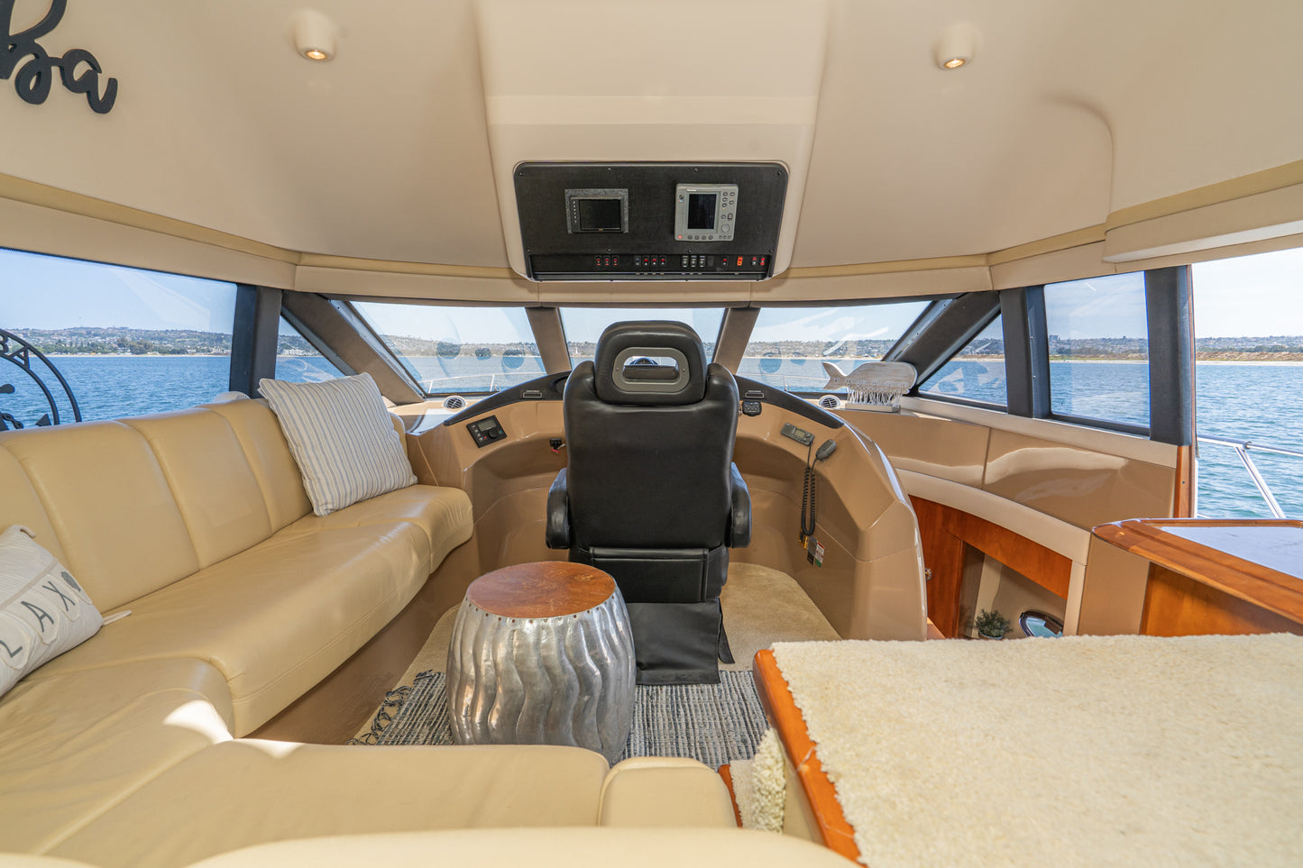2003 Carver 530 Voyager Pilothouse... Located in Mission Beach... Offered By Yacht Coast Yacht Sales