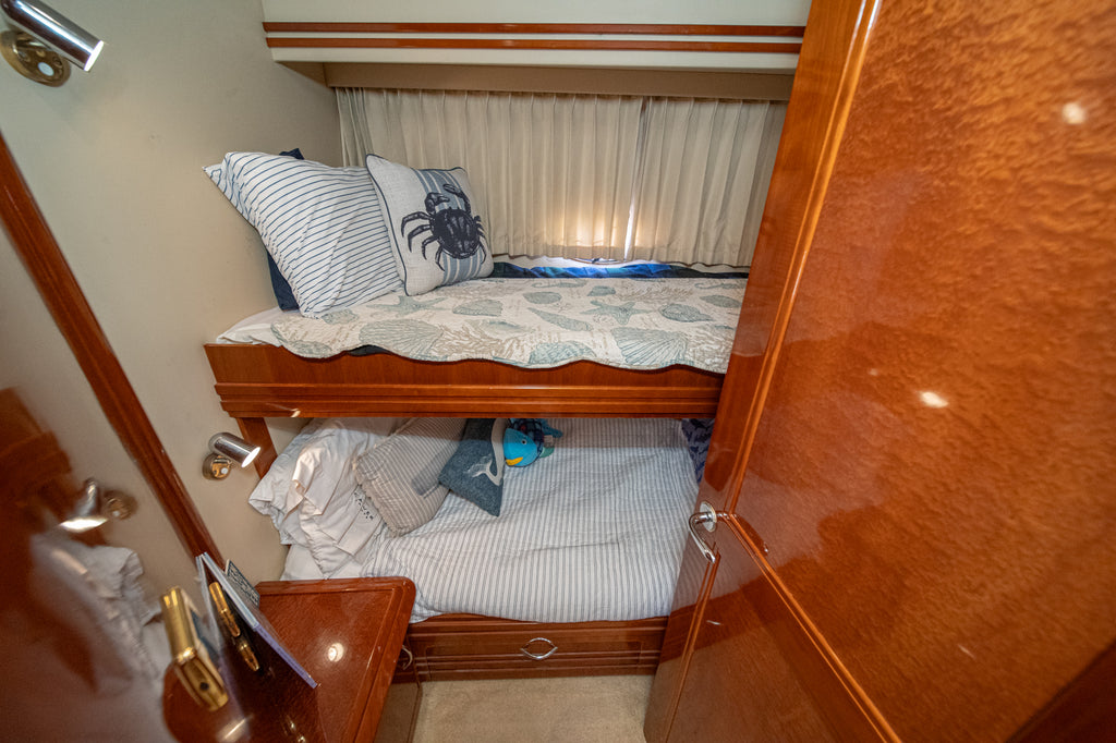 2003 Carver 530 Voyager Pilothouse... Located in Mission Beach... Offered By Yacht Coast Yacht Sales