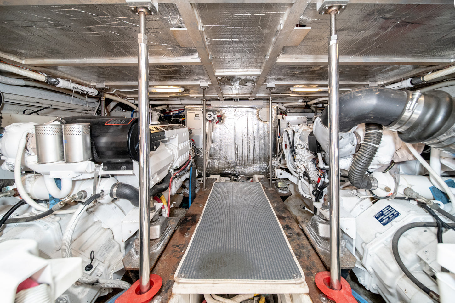 2003 Carver 530 Voyager Pilothouse... Located in Mission Beach... Offered By Yacht Coast Yacht Sales