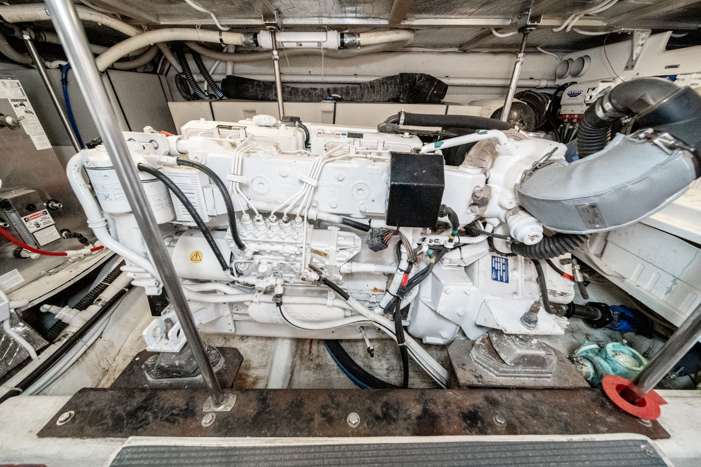 2003 Carver 530 Voyager Pilothouse... Located in Mission Beach... Offered By Yacht Coast Yacht Sales