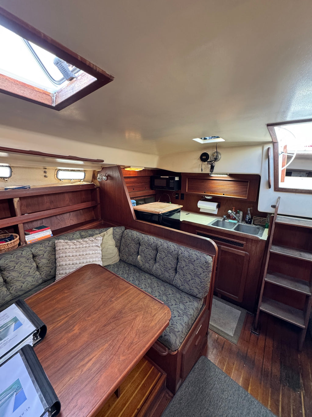 Sold! 1981 Morgan Out Island Center Cockpit Ketch Rig... Located in San Diego, Ca... Offered by Yacht Coast Yacht Sales