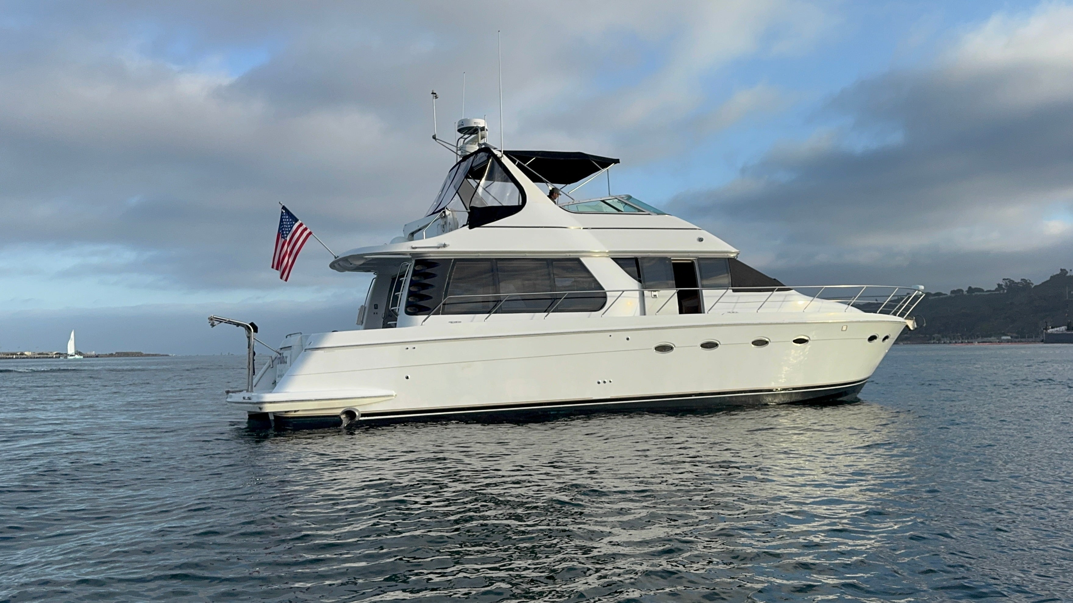 2000 Carver 530 Voyager Pilothouse... Located at our docks at 2353 Shelter Island, San Diego, Ca... Offered By Yacht Coast Yacht Sales