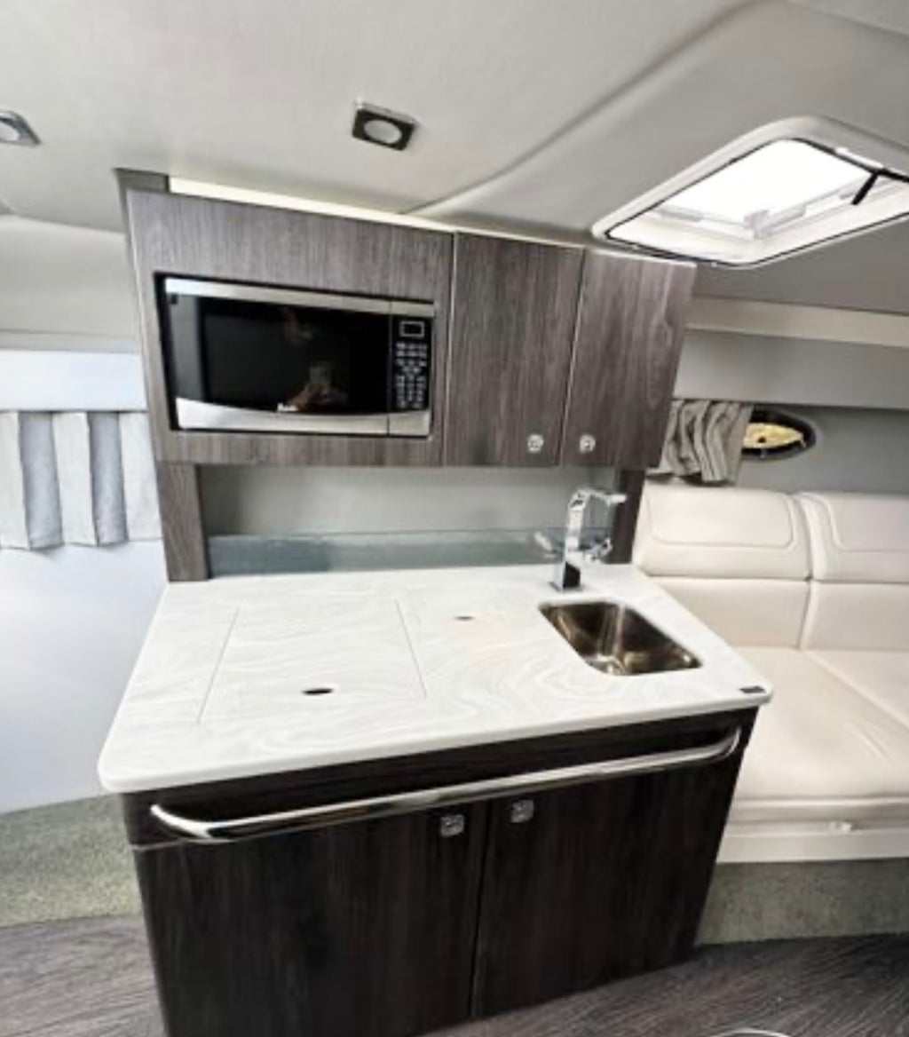 2020 Formula 350SS...Located Lake Havasu, AZ... Offered By Yacht Coast Yacht Sales