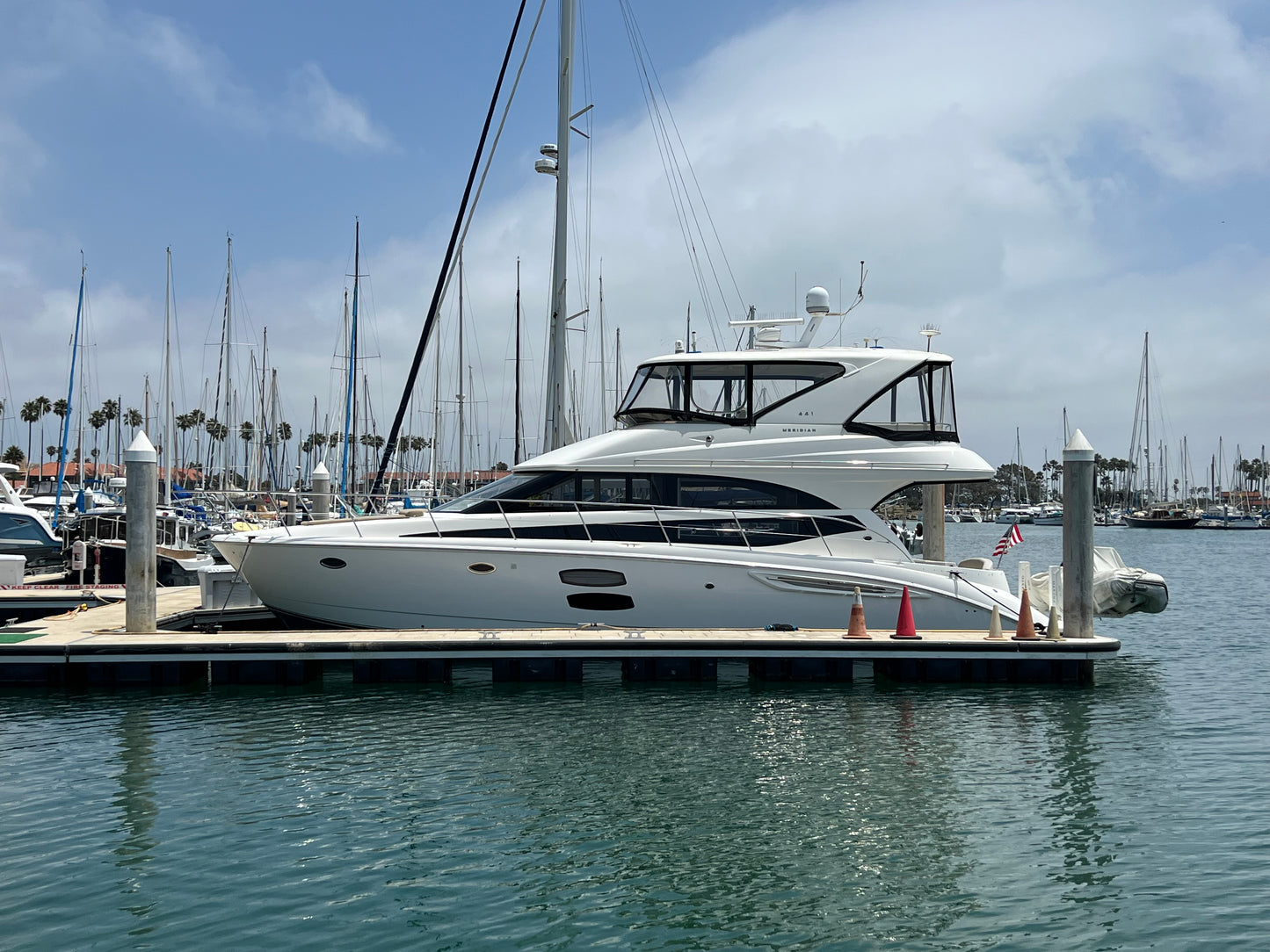 2013 Meridian 441... Located in Ventura Harbor, Ca... Offered by Yacht Coast Yacht Sales