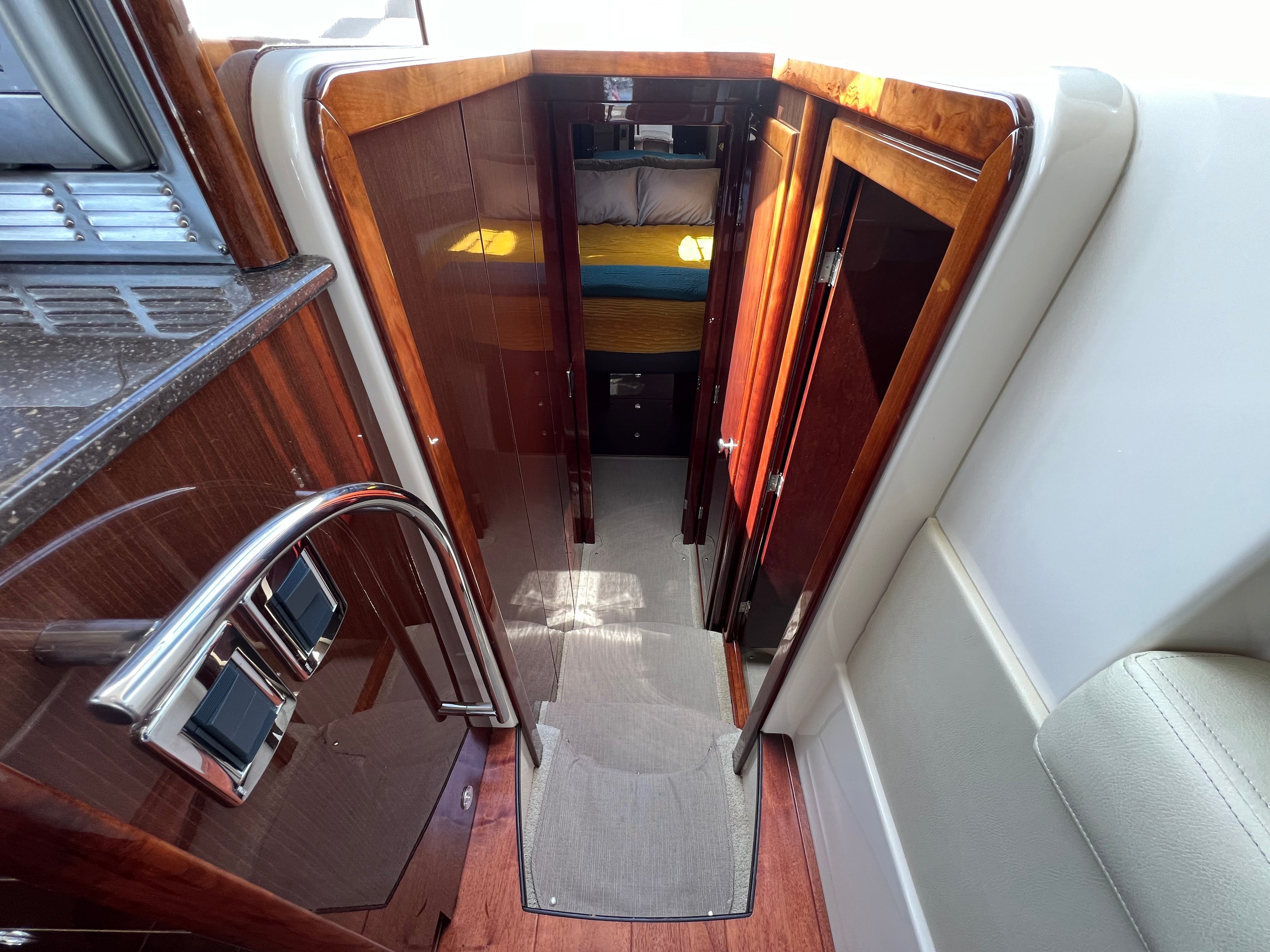 2013 Meridian 441... Located in Ventura Harbor, Ca... Offered by Yacht Coast Yacht Sales
