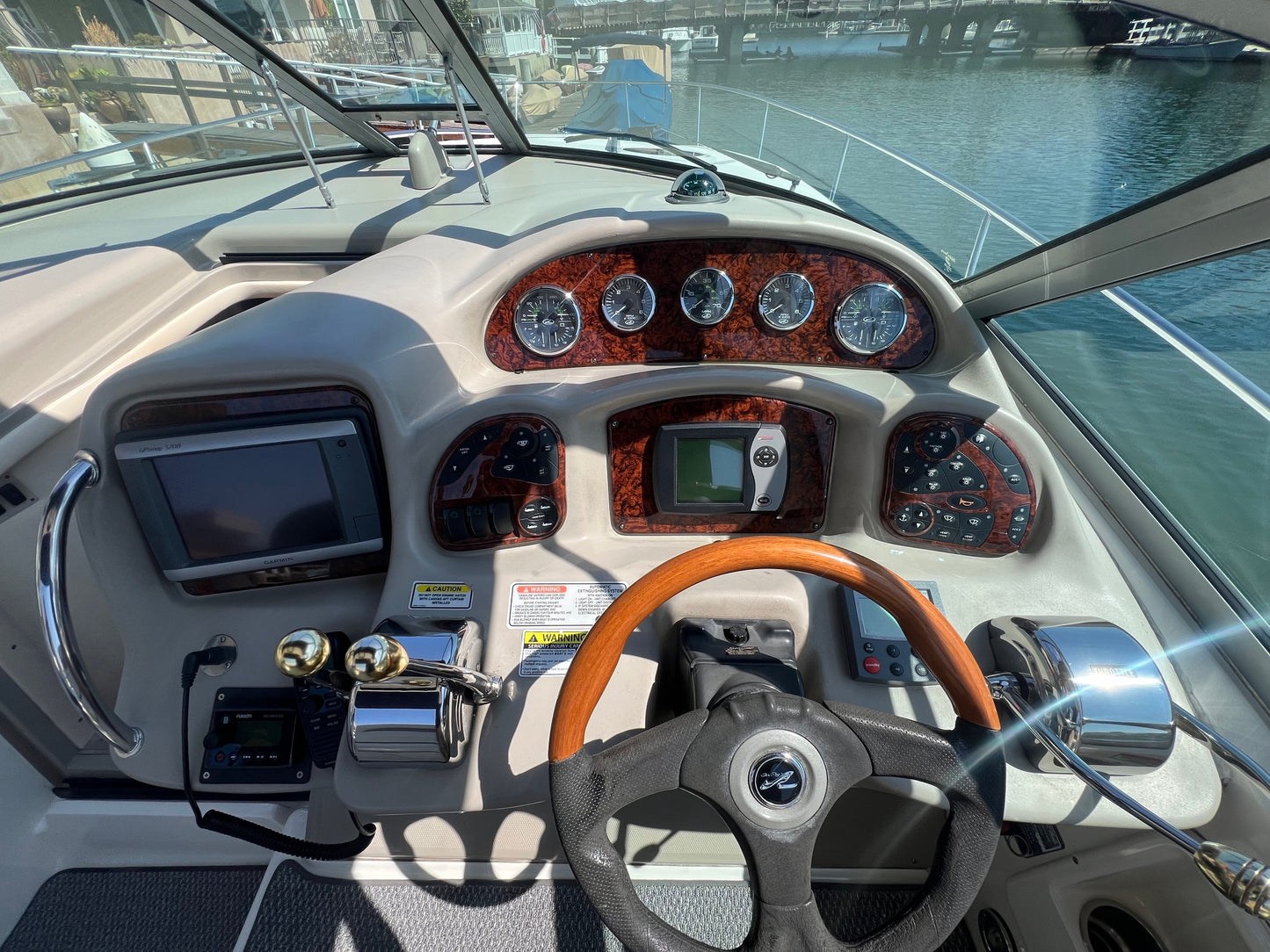 2006 Sundancer 320...Located in Hunting Beach, Ca... Offered By Yacht Coast Yacht Sales