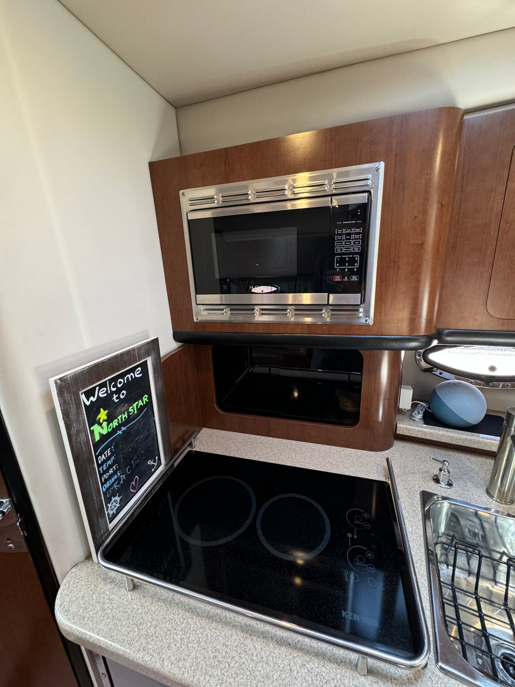 2018 Crownline 350 SY... Located in San Diego Ca...Offered By Yacht Coast Yacht Sales