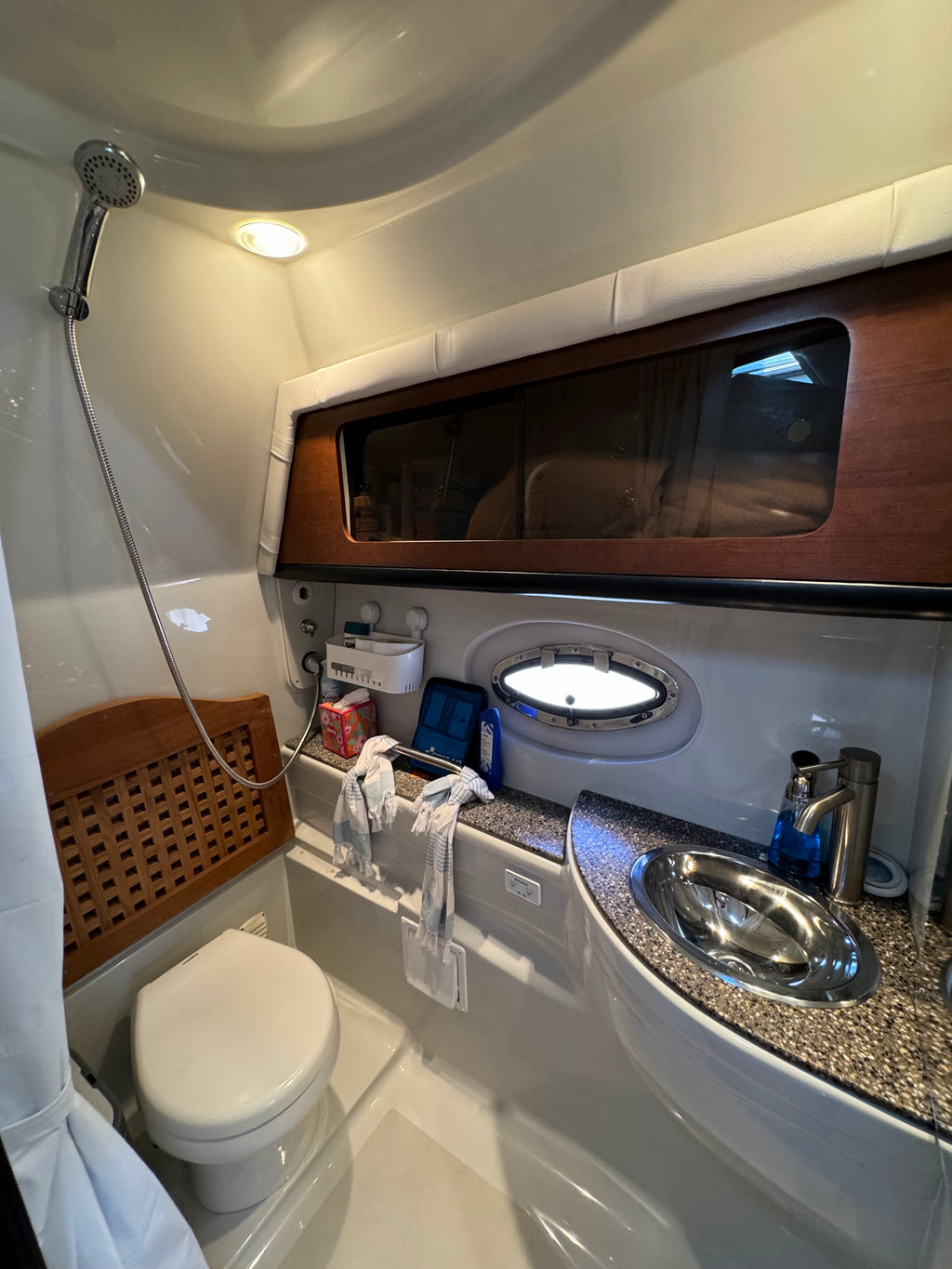2018 Crownline 350 SY... Located in San Diego Ca...Offered By Yacht Coast Yacht Sales